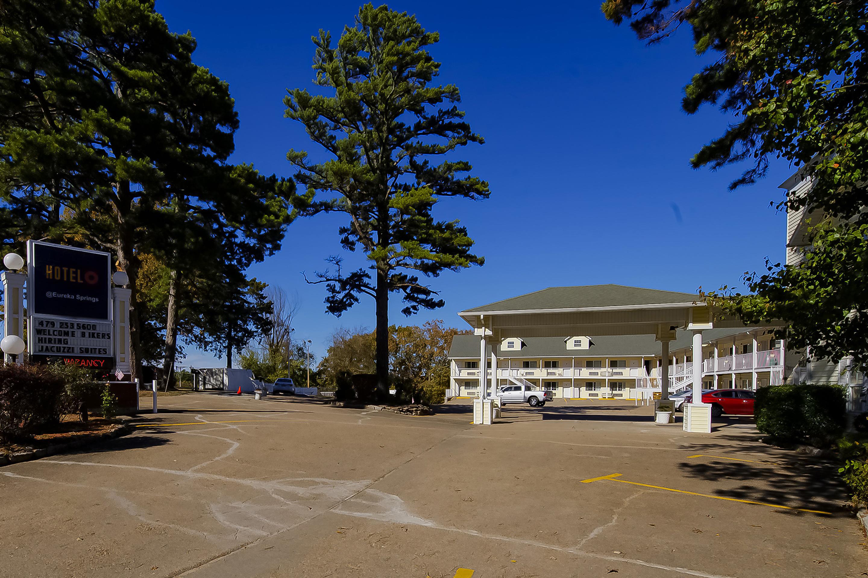 Hotel O Eureka Springs - Christ Of Ozark Area Exterior photo