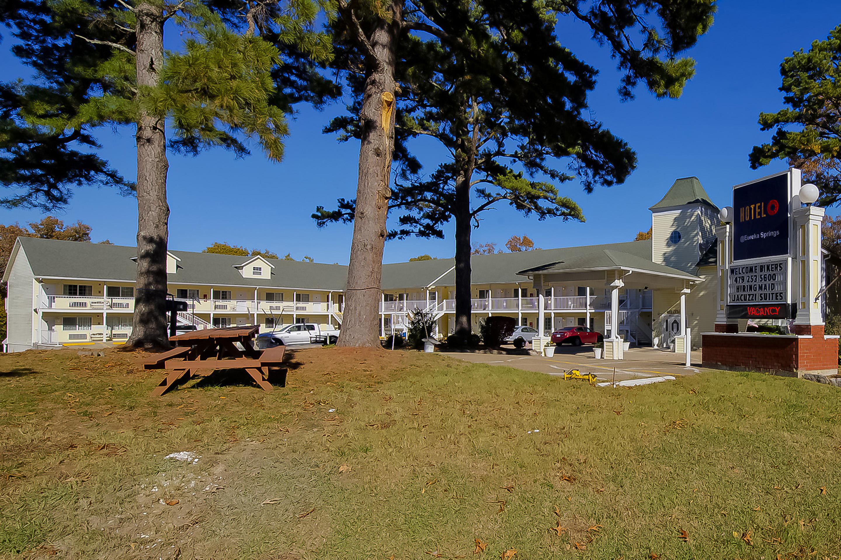 Hotel O Eureka Springs - Christ Of Ozark Area Exterior photo